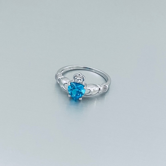 Sterling Silver Blue Topaz CZ Claddagh Ring, Irish Friendship Heart Jewelry - Picture 6 of 8